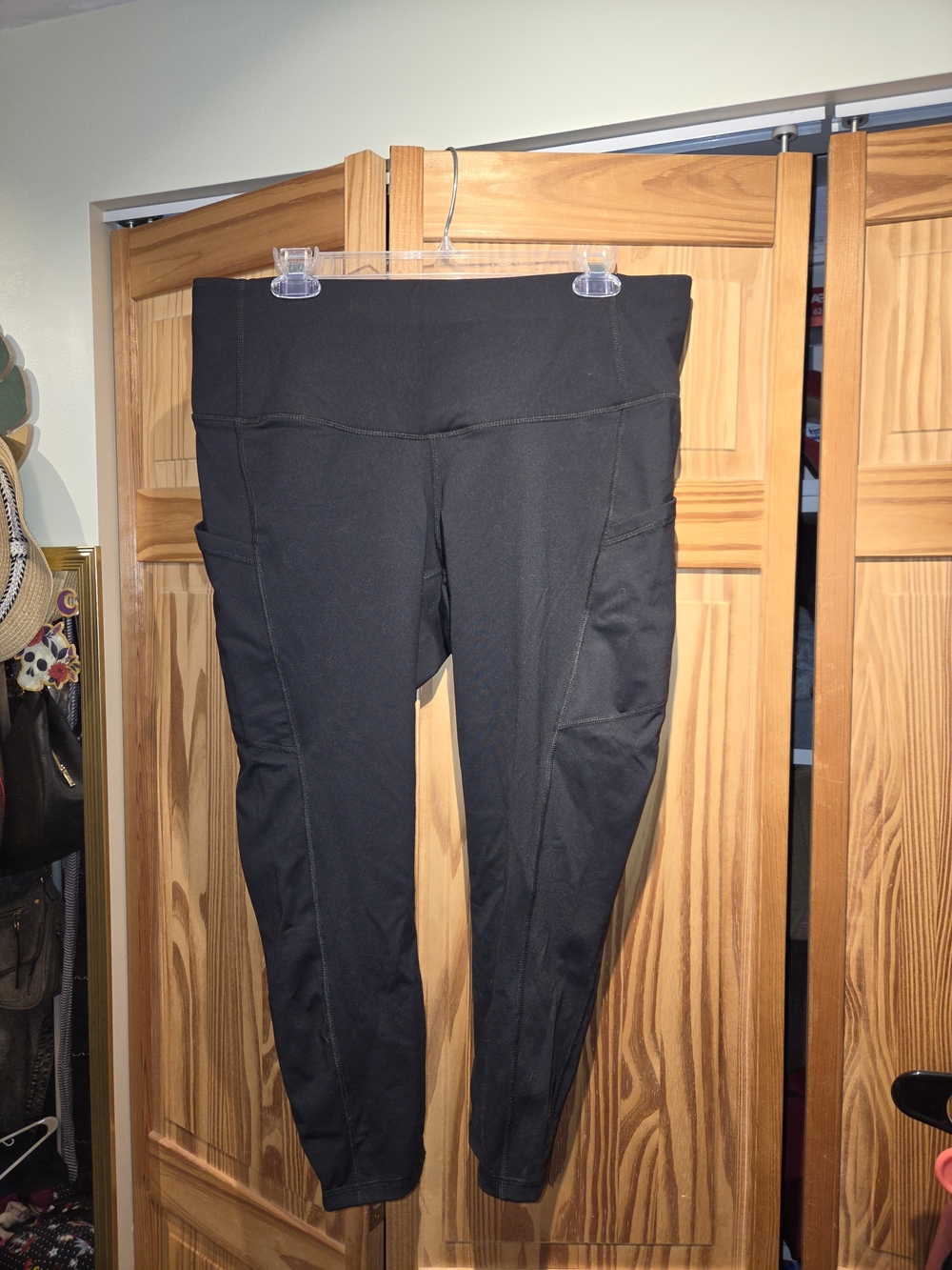 TORRID Black Athletic Leggings with Side Pockets